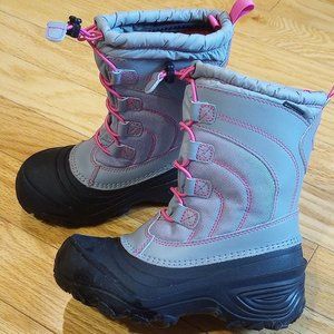 NORTH FACE GREY/PINK ALPENGLOW IV size 2 BOOTS!